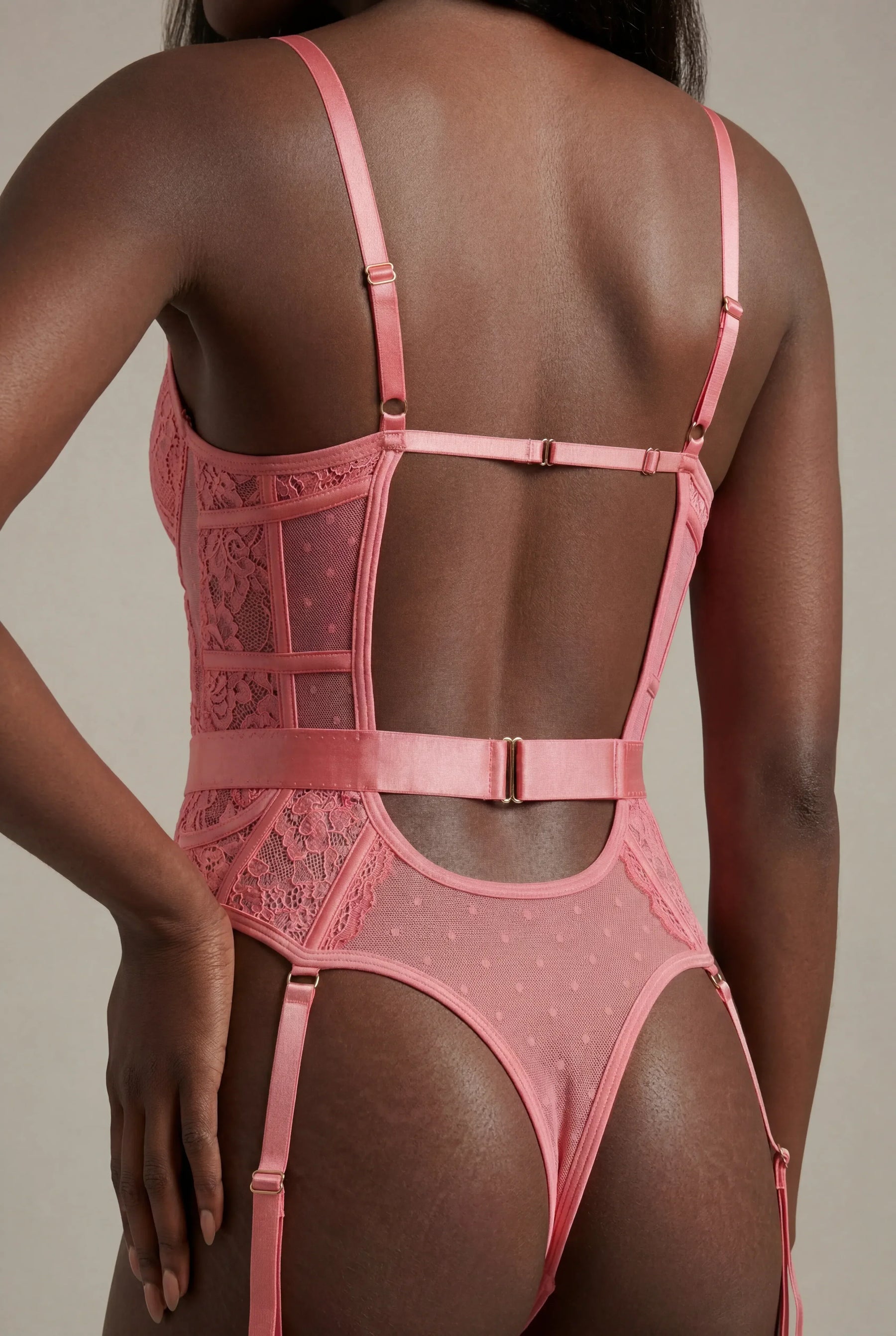 Body en dentelle avec tour de cuisses - AUDACE Rose