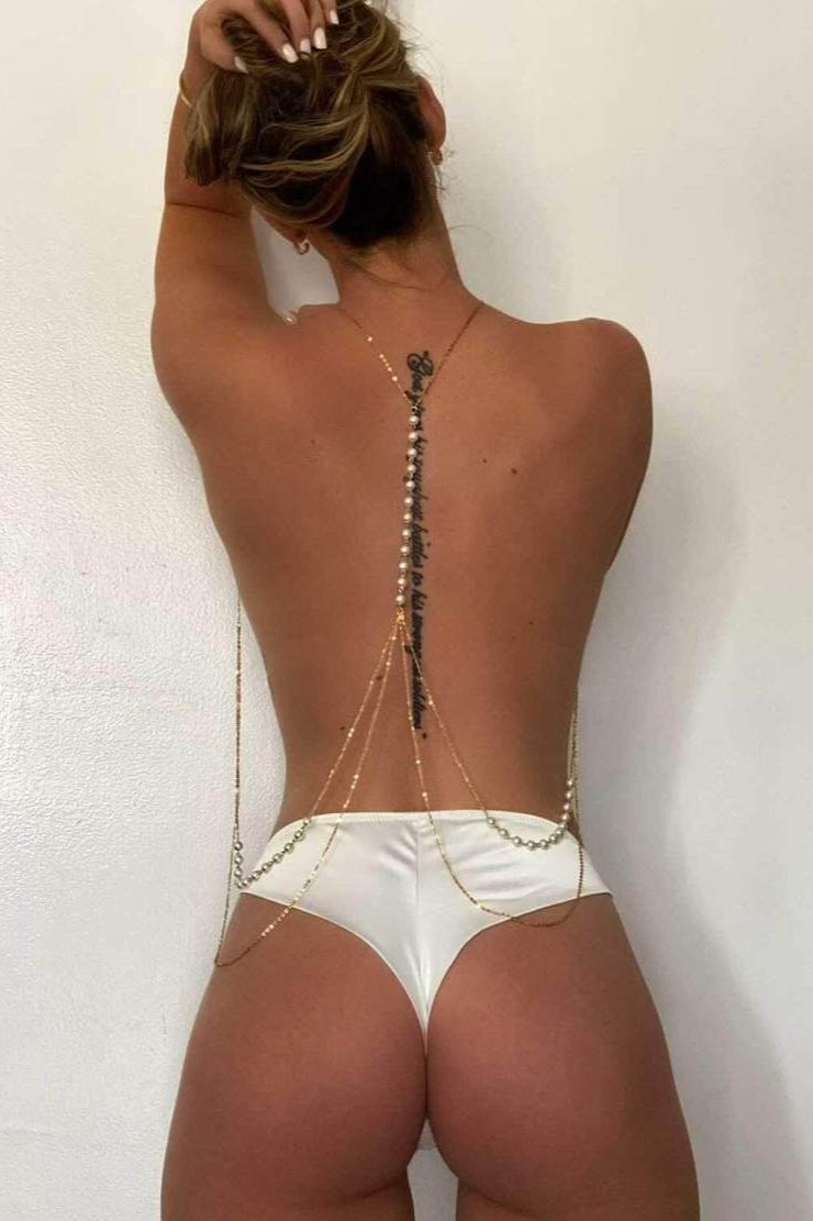 Mandy — Le Bijou Qui Se Porte Sur La Peau
